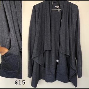 Cardigan with pockets